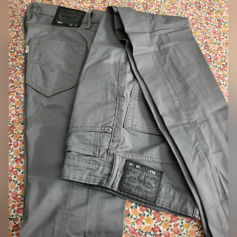 Levi's 511, size 28 L 32, Greay